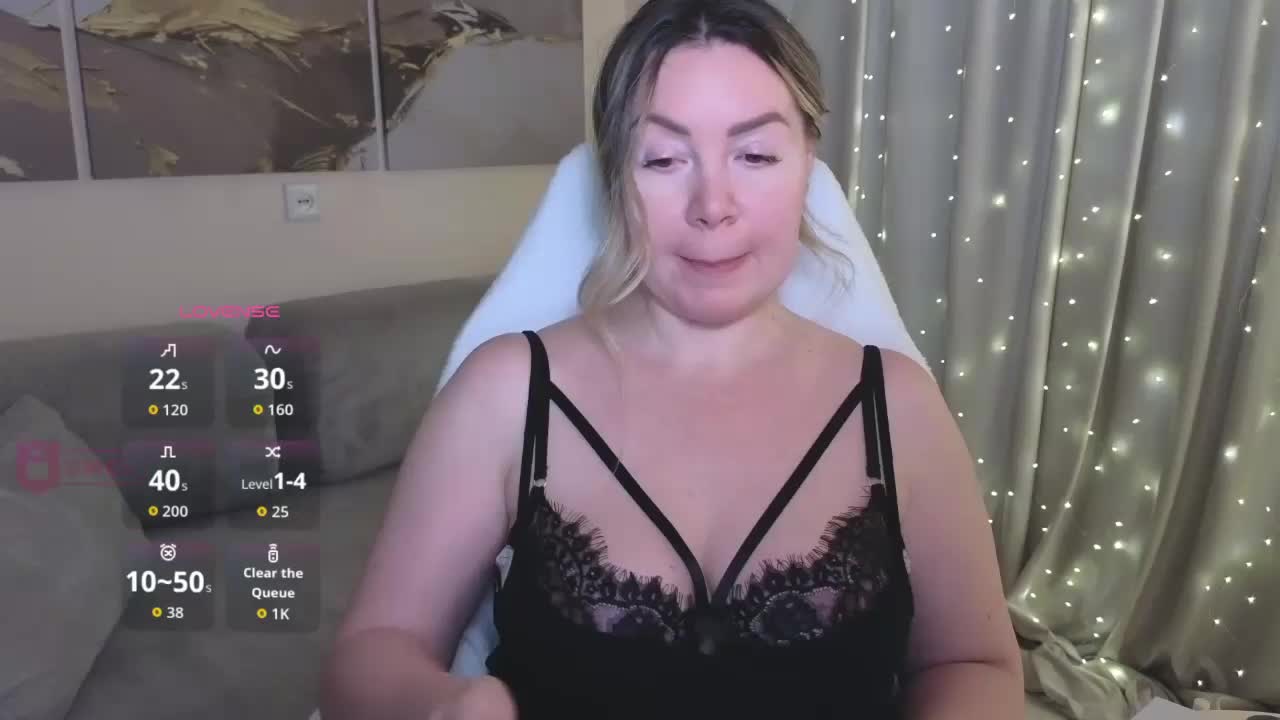 Elya_ Live Sex November 4, 2025