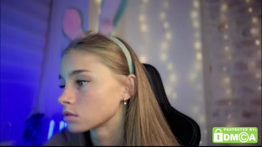 roxxxie_reid Live Sex November 7, 2025