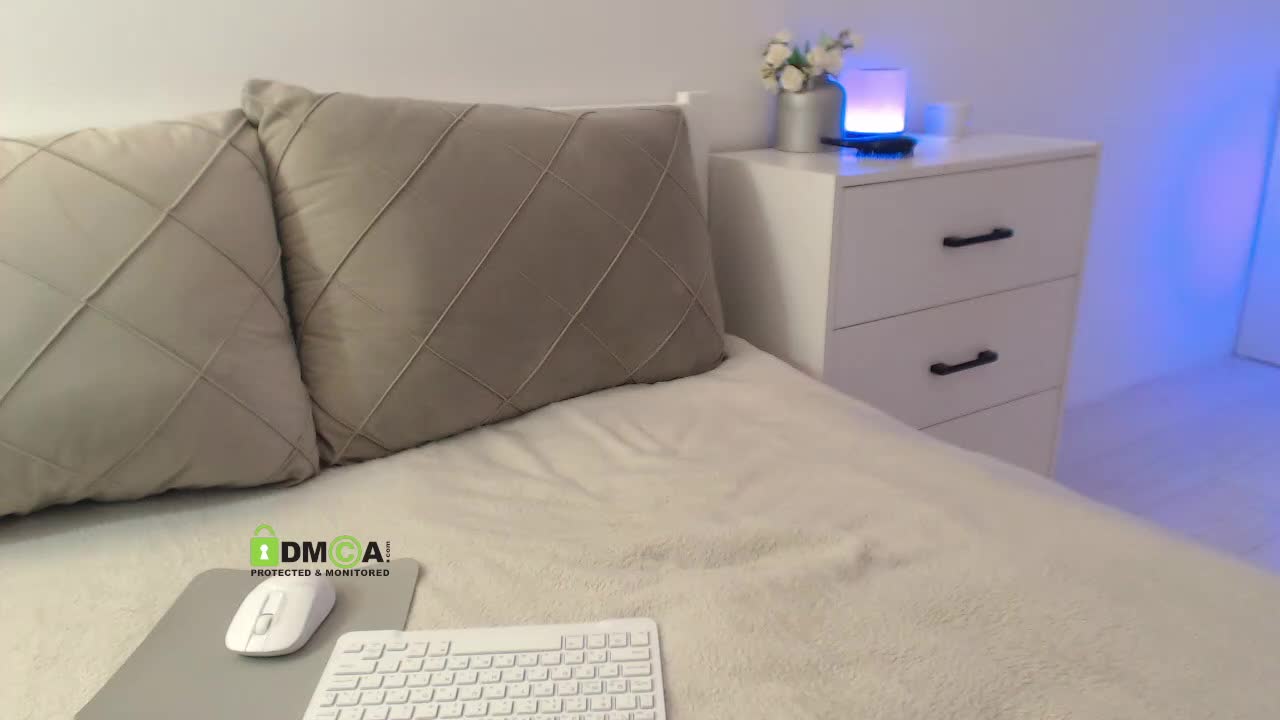 Keetrini Live Sex November 8, 2025