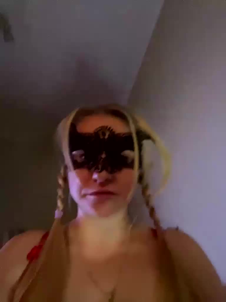 LiSA69-mur Live Sex November 10, 2025