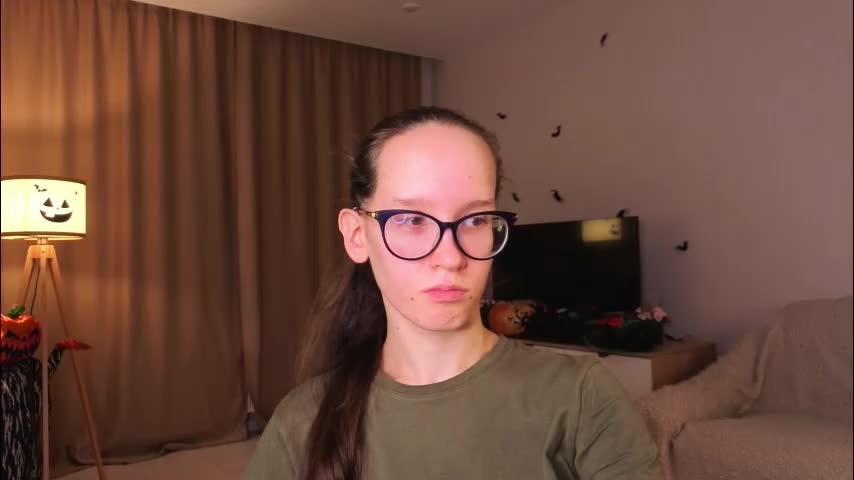 lynettebails Live Sex November 11, 2025