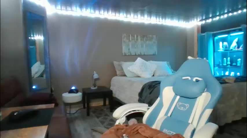 mavismable Live Sex November 11, 2025