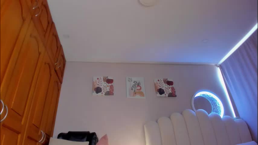 omstudio1994 Live Sex November 9, 2025