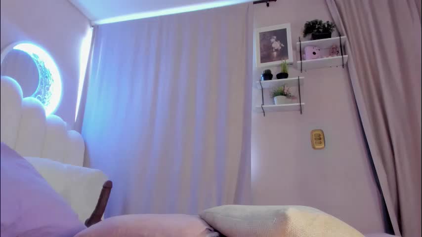 omstudio1994 Live Sex November 12, 2025