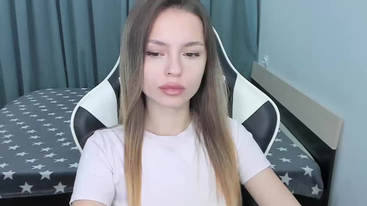 EmiMe Live Sex November 11, 2025