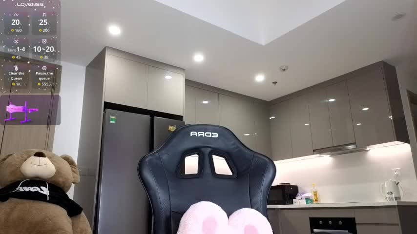 asianqueeny Live Sex November 14, 2025