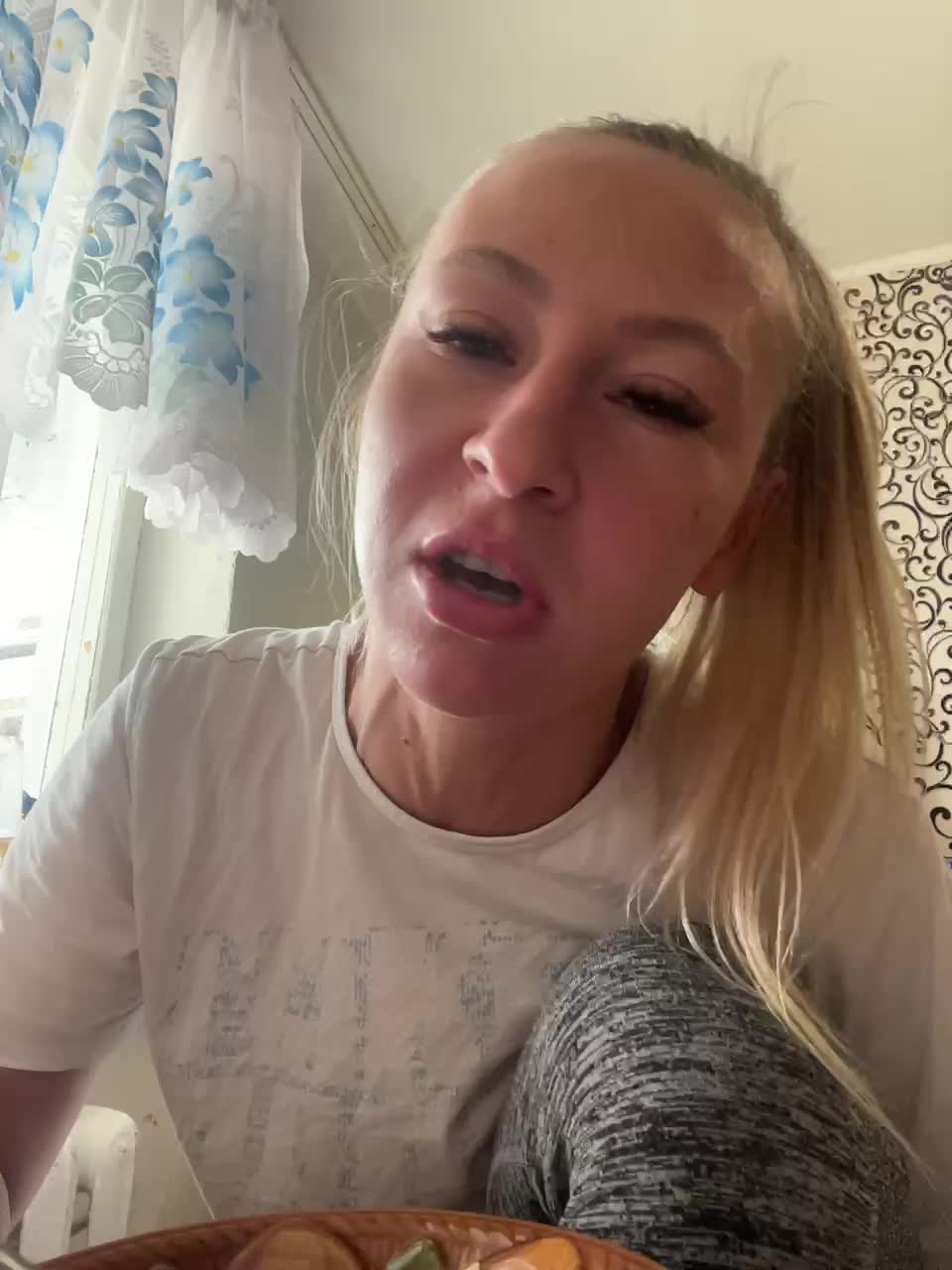 Saveta Live Sex November 13, 2025