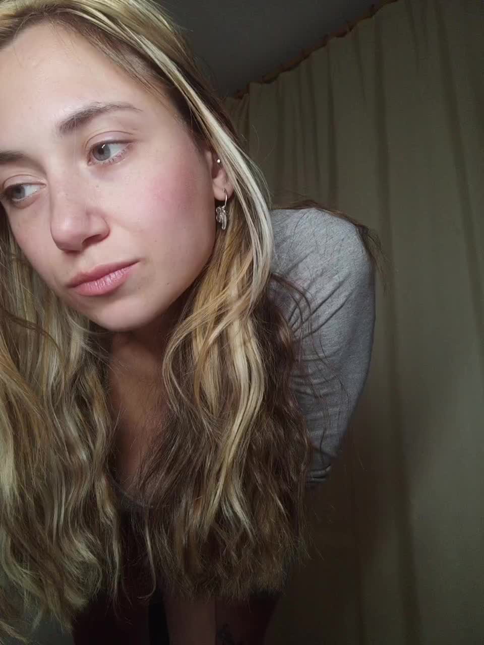 MilkyGirl Live Sex November 14, 2025