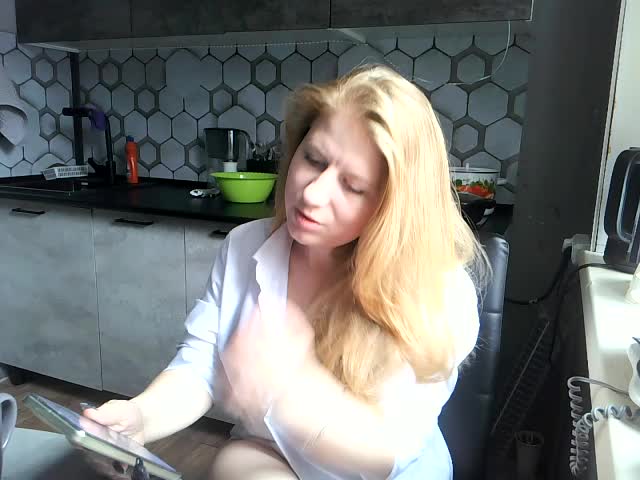 Marla2169 Live Sex November 14, 2025