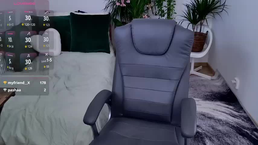 Sophie_Enzo Live Sex November 16, 2025