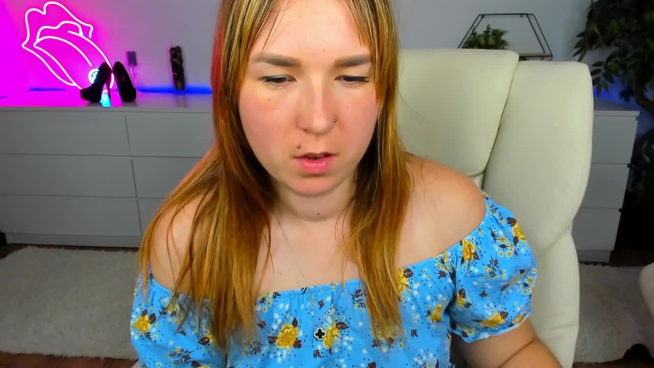 SofiiDarling Live Sex November 17, 2025