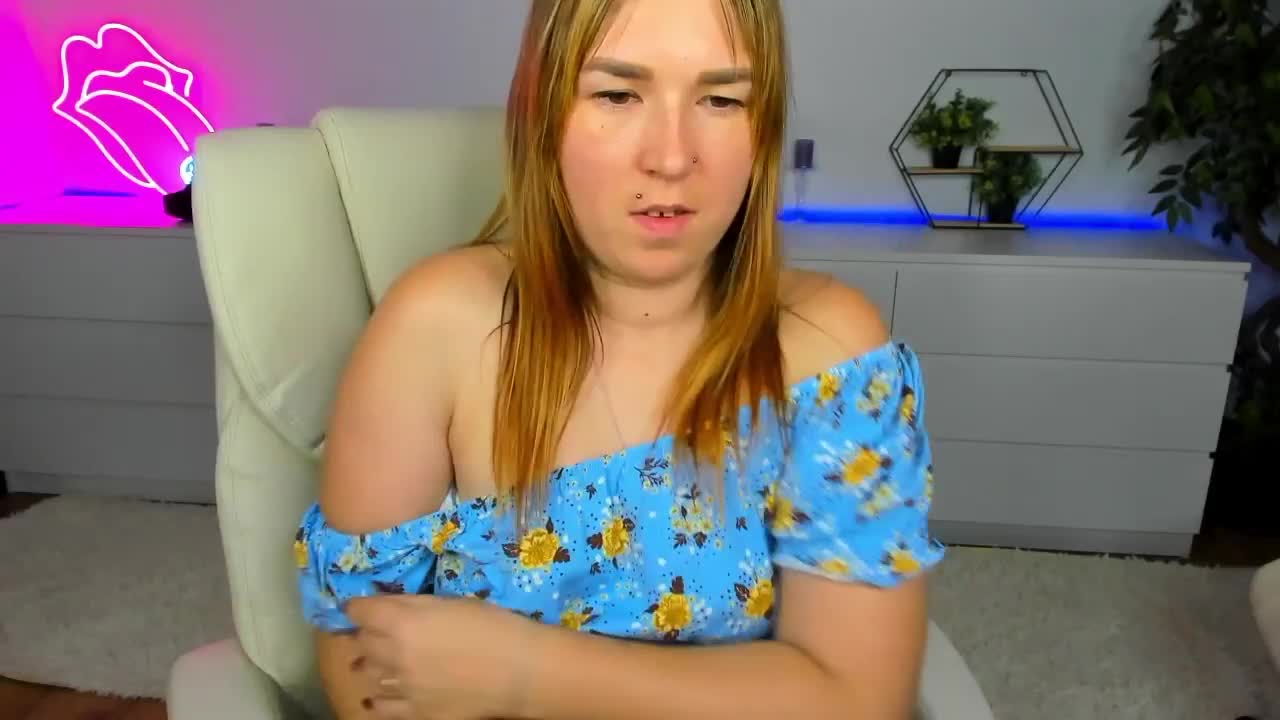 SofiiDarling Live Sex November 17, 2025