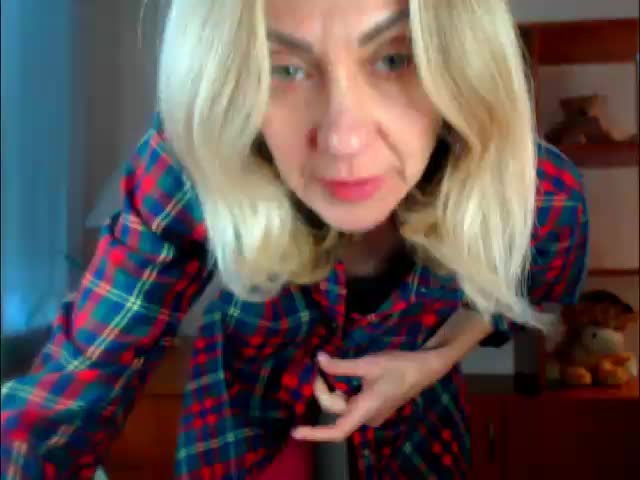 Tanya6547 Live Sex November 17, 2025