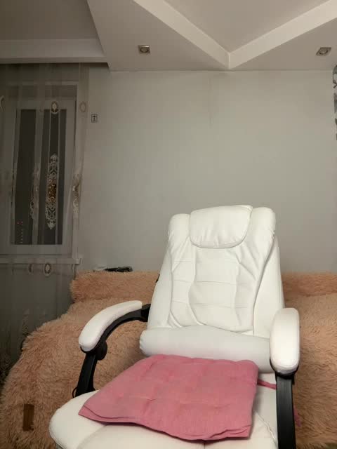 Eva-Bella Live Sex November 18, 2025