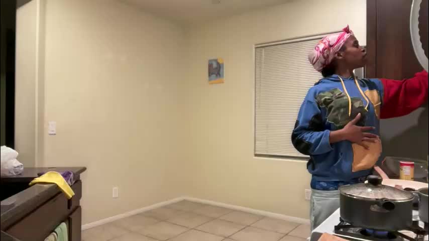 cum2charmxx Live Sex November 18, 2025