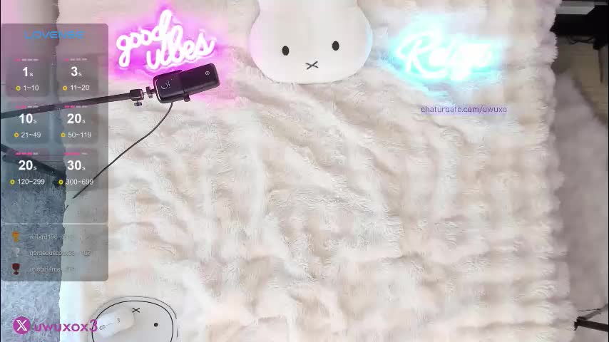 uwuxo Live Sex November 17, 2025