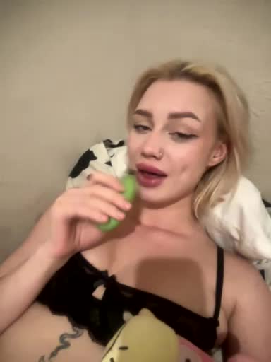 Ice-hot Live Sex November 18, 2025