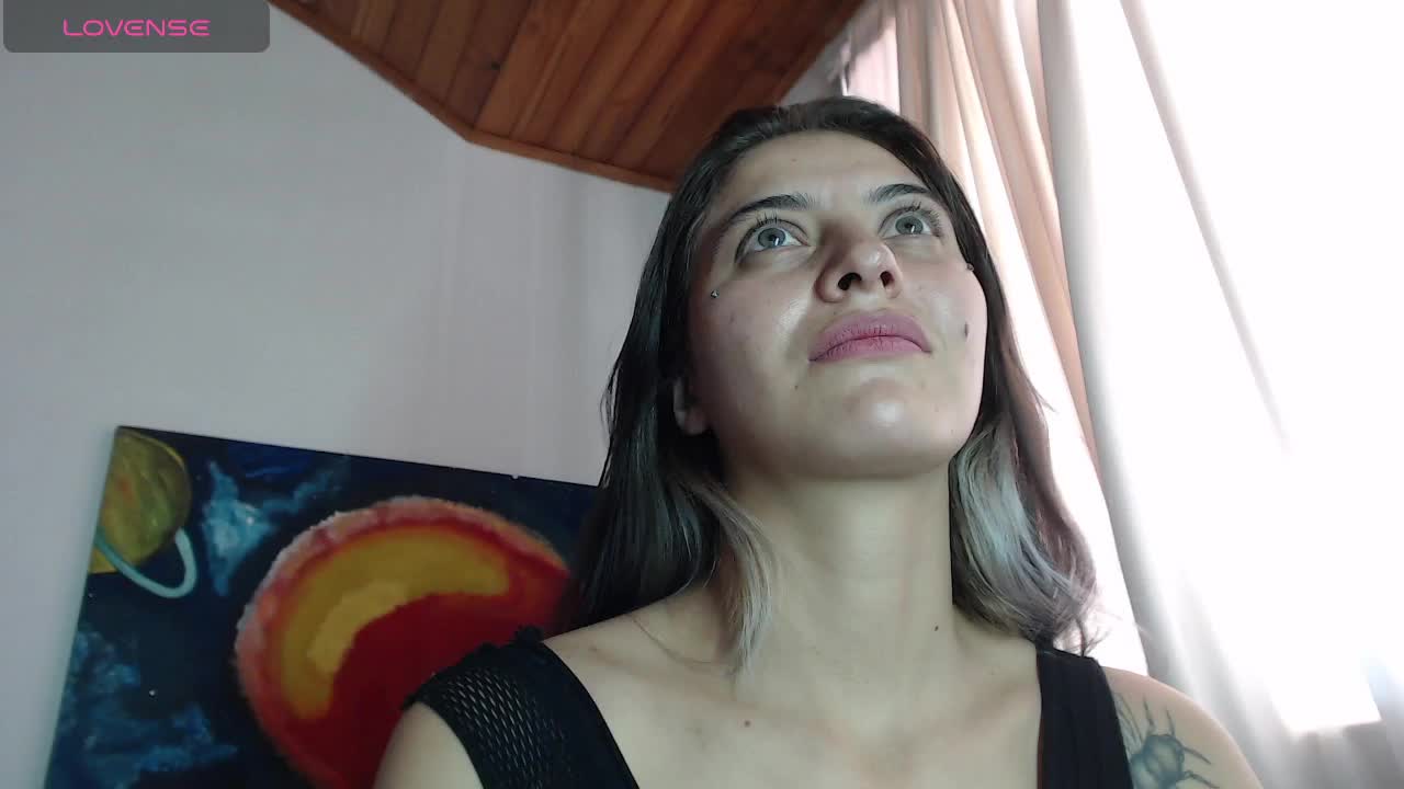 mariecam420 Live Sex November 18, 2025