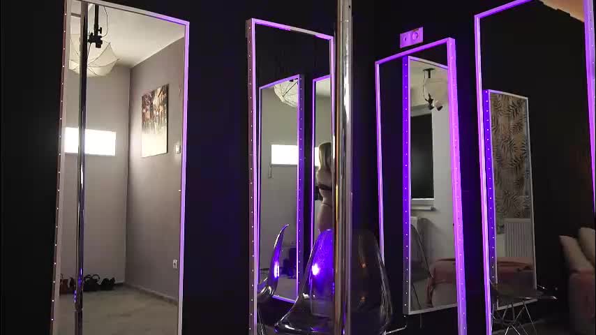 alexiss_texxxas Live Sex November 17, 2025