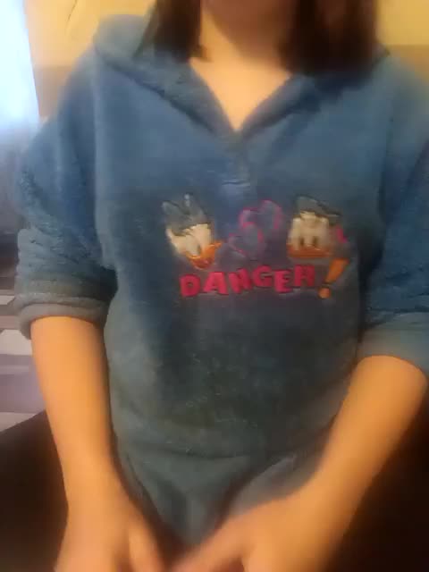 Konfetka228 Live Sex November 19, 2025