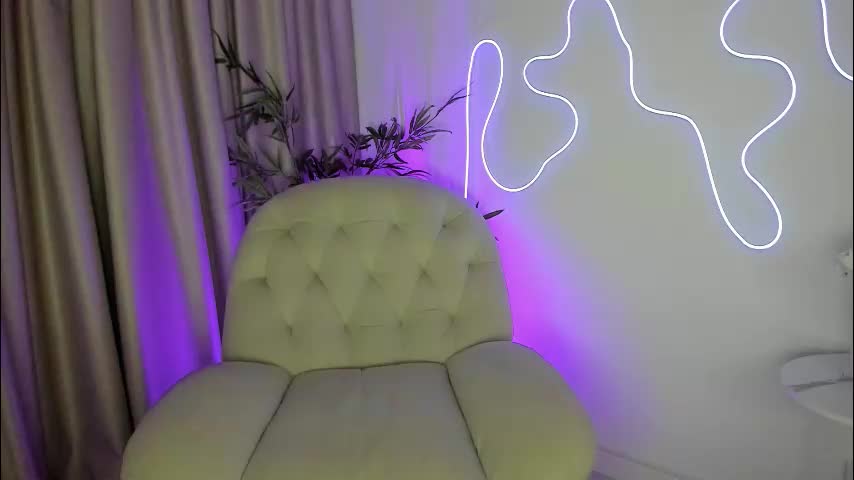 alicelevine Live Sex November 20, 2025