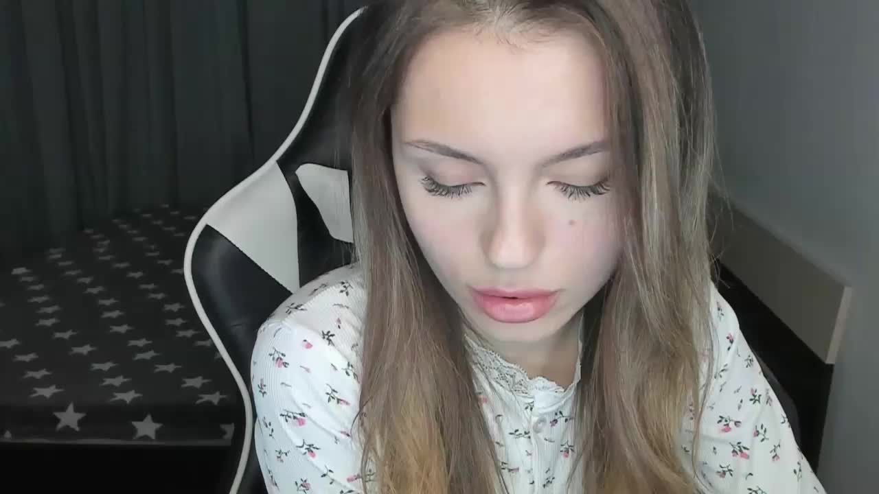 EmiMe Live Sex November 21, 2025