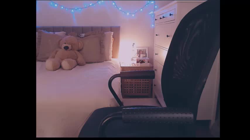 julialiones Live Sex November 21, 2025