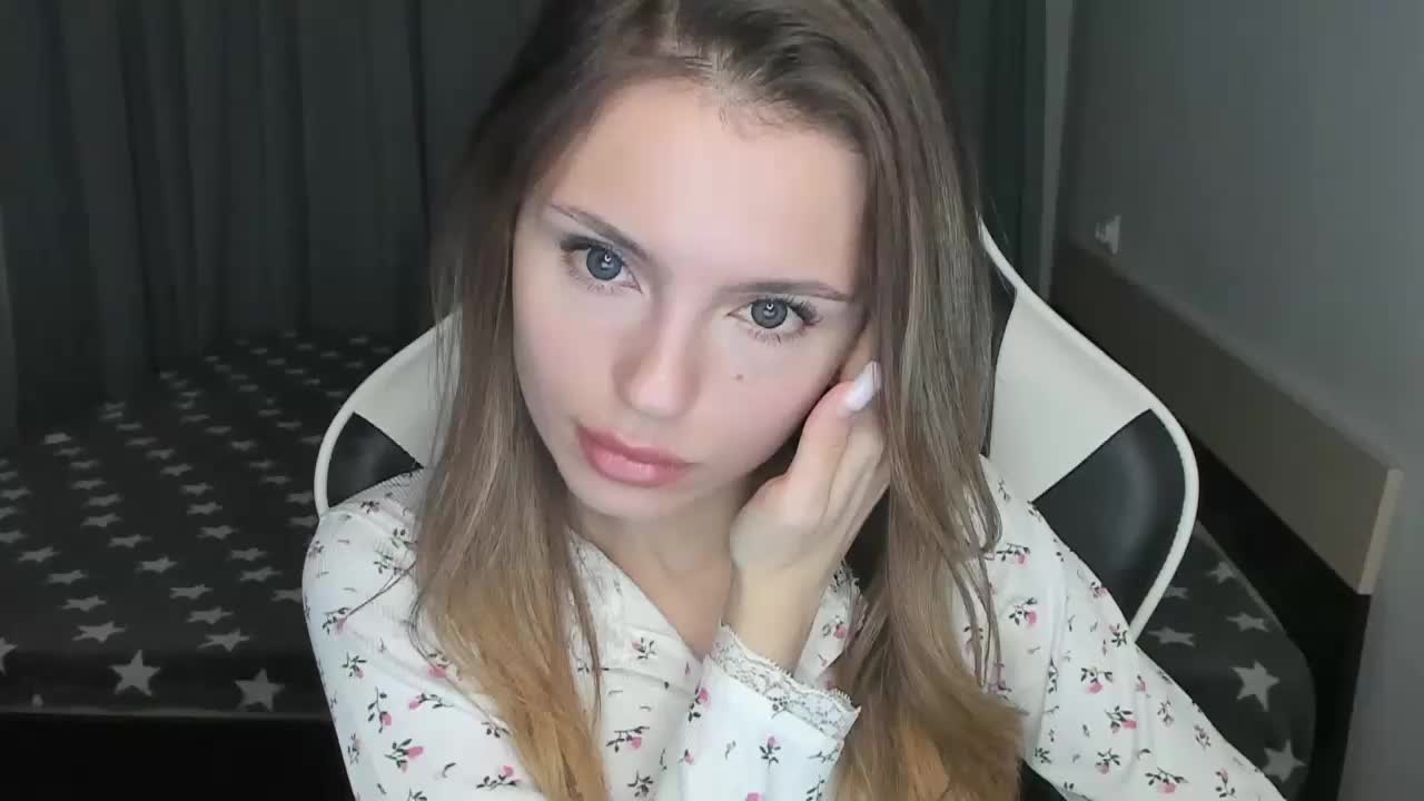 EmiMe Live Sex November 21, 2025