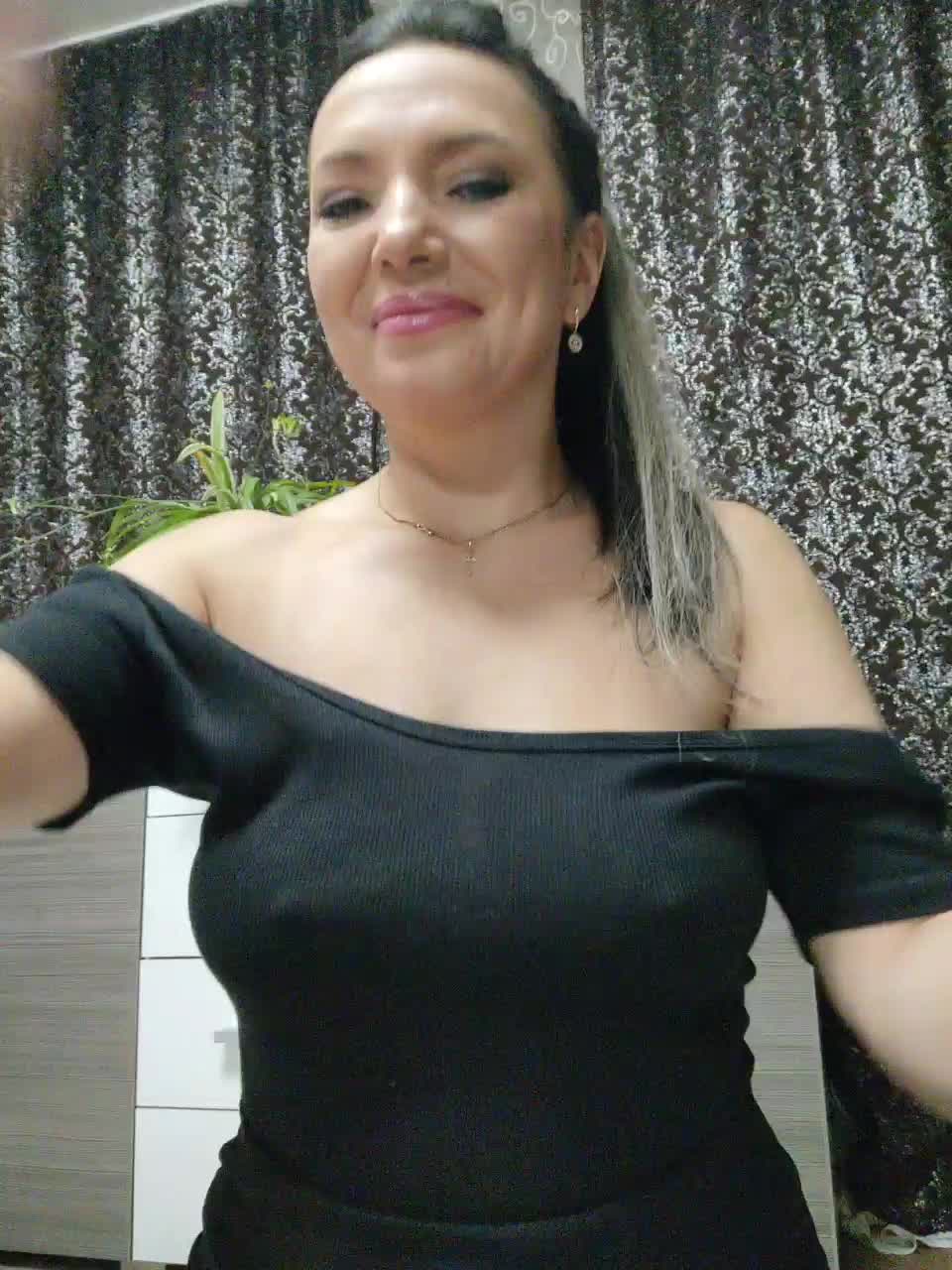 ProstoLolkaXXX Live Sex November 23, 2025