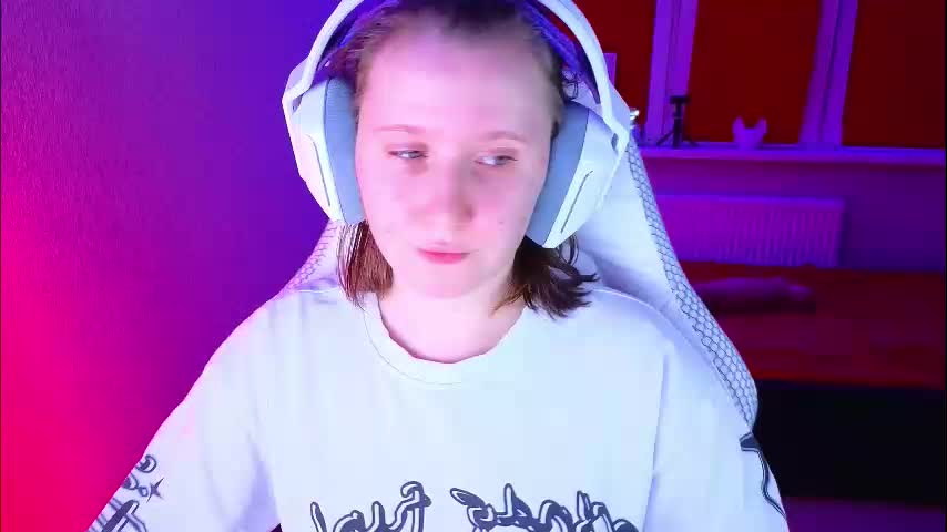 moon_avengers Live Sex November 25, 2025