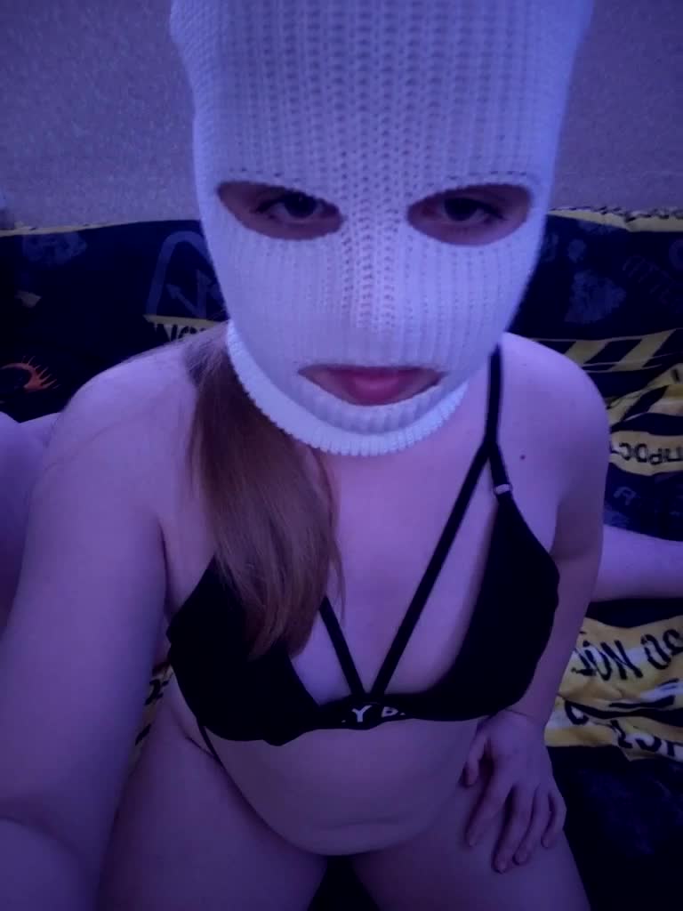 Adeli744882 Live Sex November 23, 2025