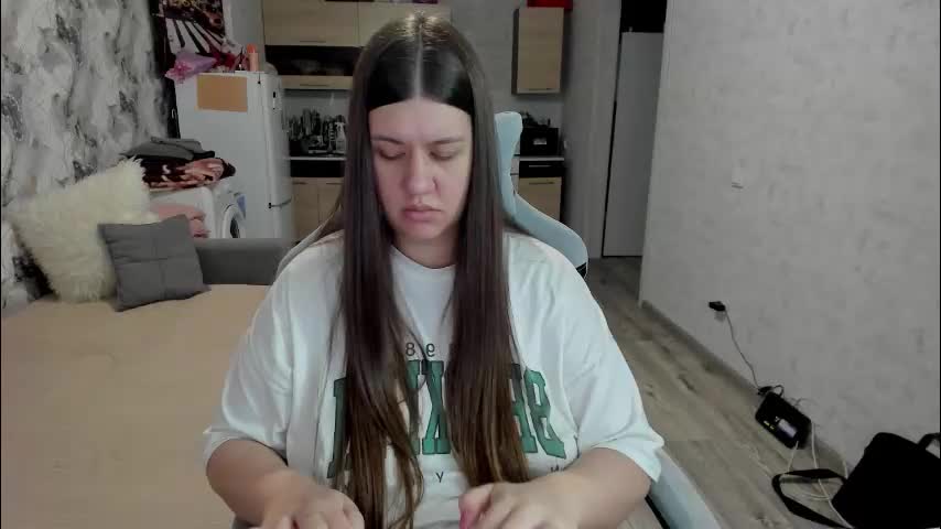 kianna_dior__2025-11-20_15-54-00_076 Live Sex November 25, 2025