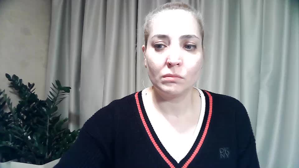 mariska-kiska Live Sex November 26, 2025