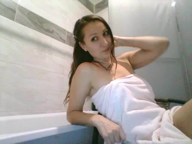 Yuliya333 Live Sex November 26, 2025