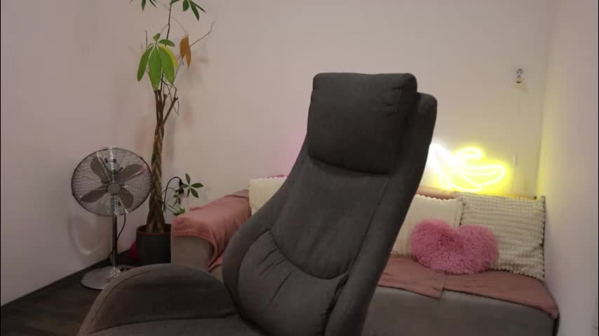 littlestellaspark Live Sex November 28, 2025