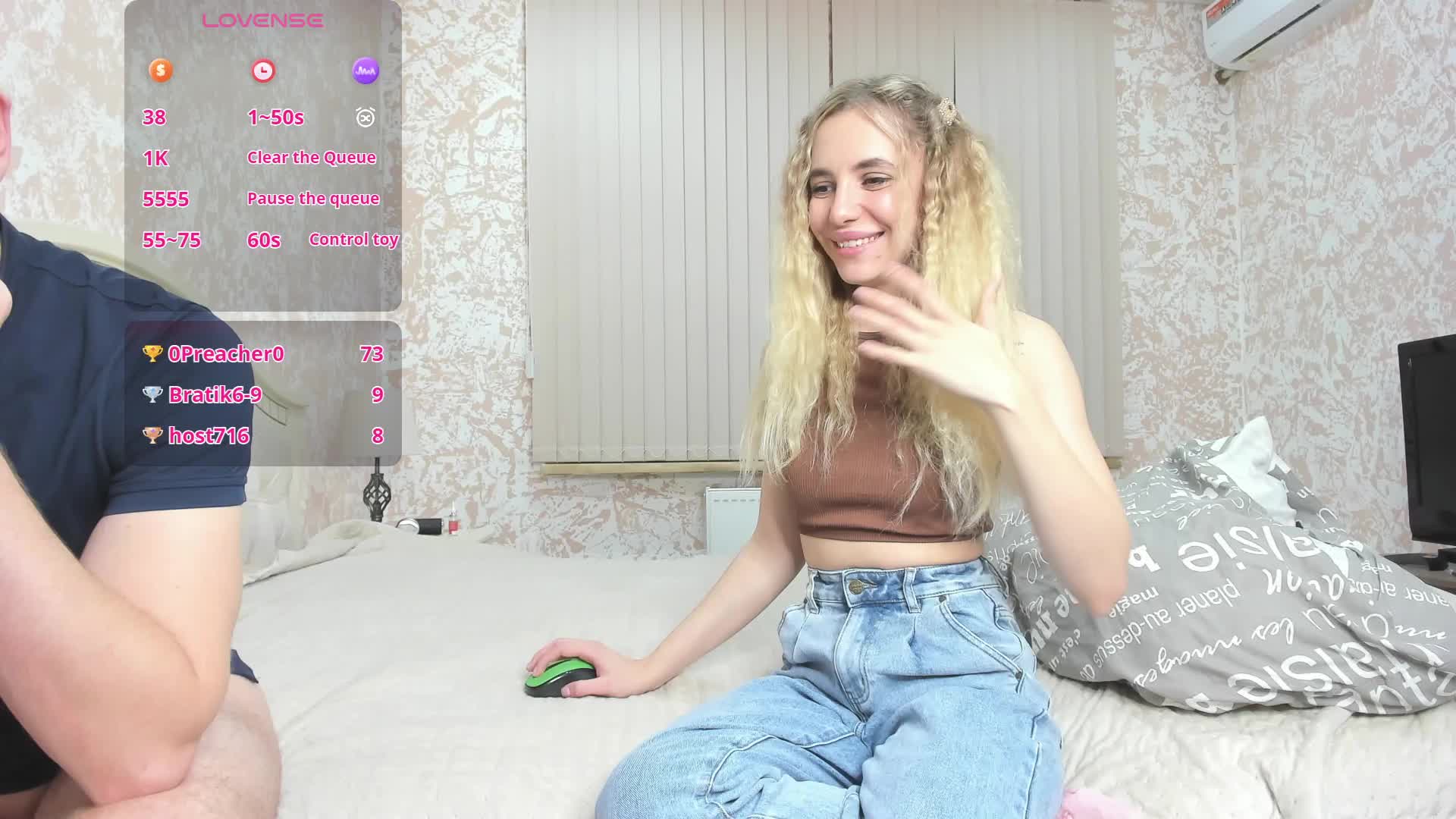 Buzzyd Live Sex November 24, 2025