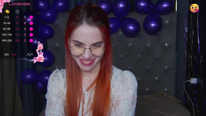 EmilyKents Live Sex November 27, 2025