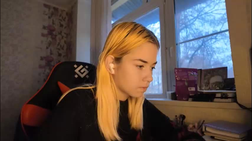 charleneschonert Live Sex November 27, 2025