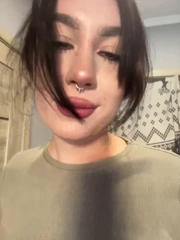 CurvyWoman-_2025-11-28_08-46-59_950 Live Sex November 28, 2025