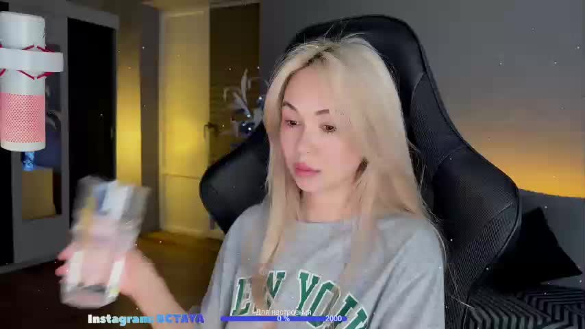 TAYA- Live Sex November 28, 2025