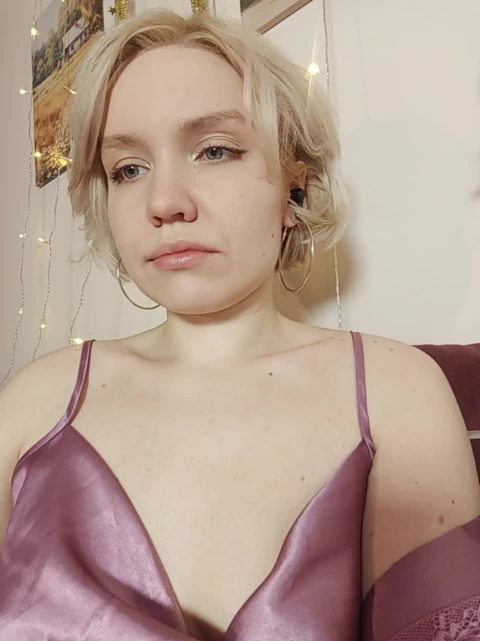 LadyAnny Live Sex November 27, 2025