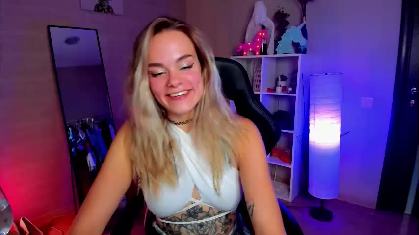 isabella_lure Live Sex November 29, 2025