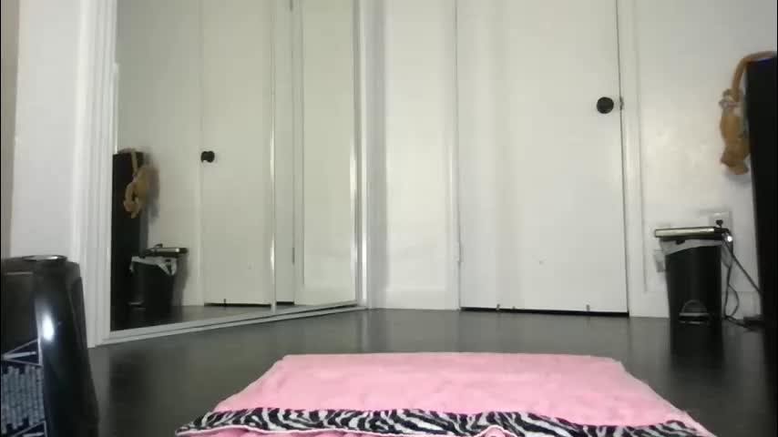 ursweetestlilly Live Sex November 29, 2025