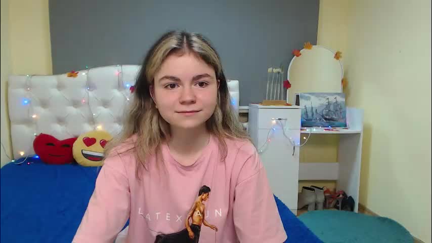 rrtinaredly Live Sex November 30, 2025