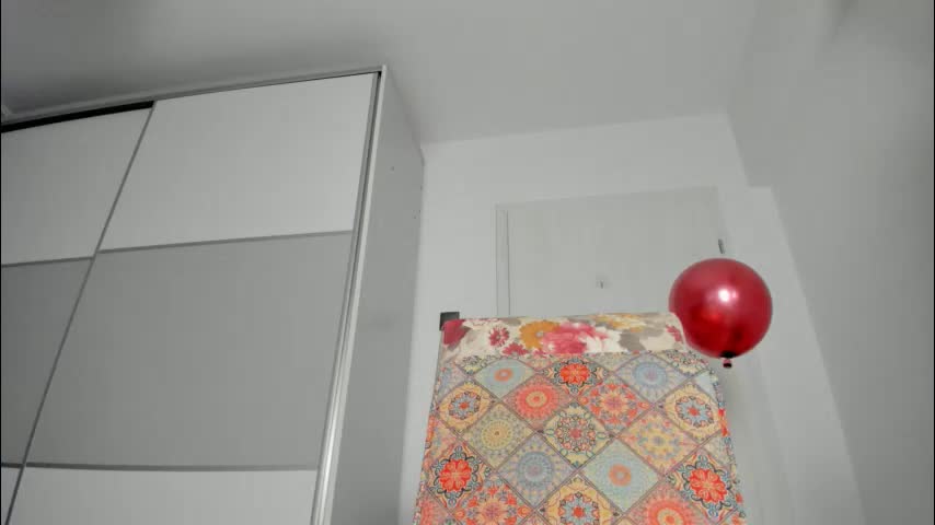 snow_flakee Live Sex November 30, 2025