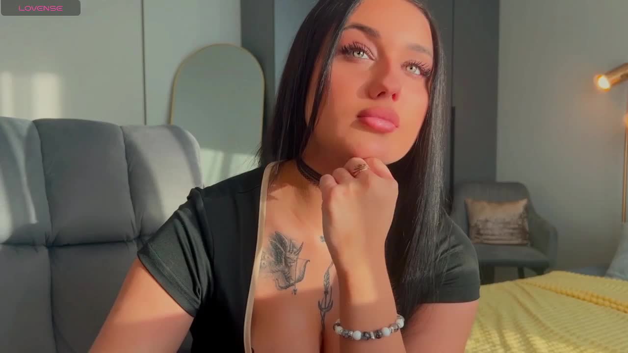 fatalefemme Live Sex December 1, 2025