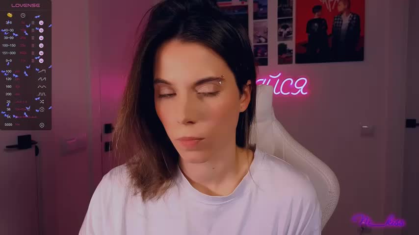 _ni_kiss Live Sex December 1, 2025