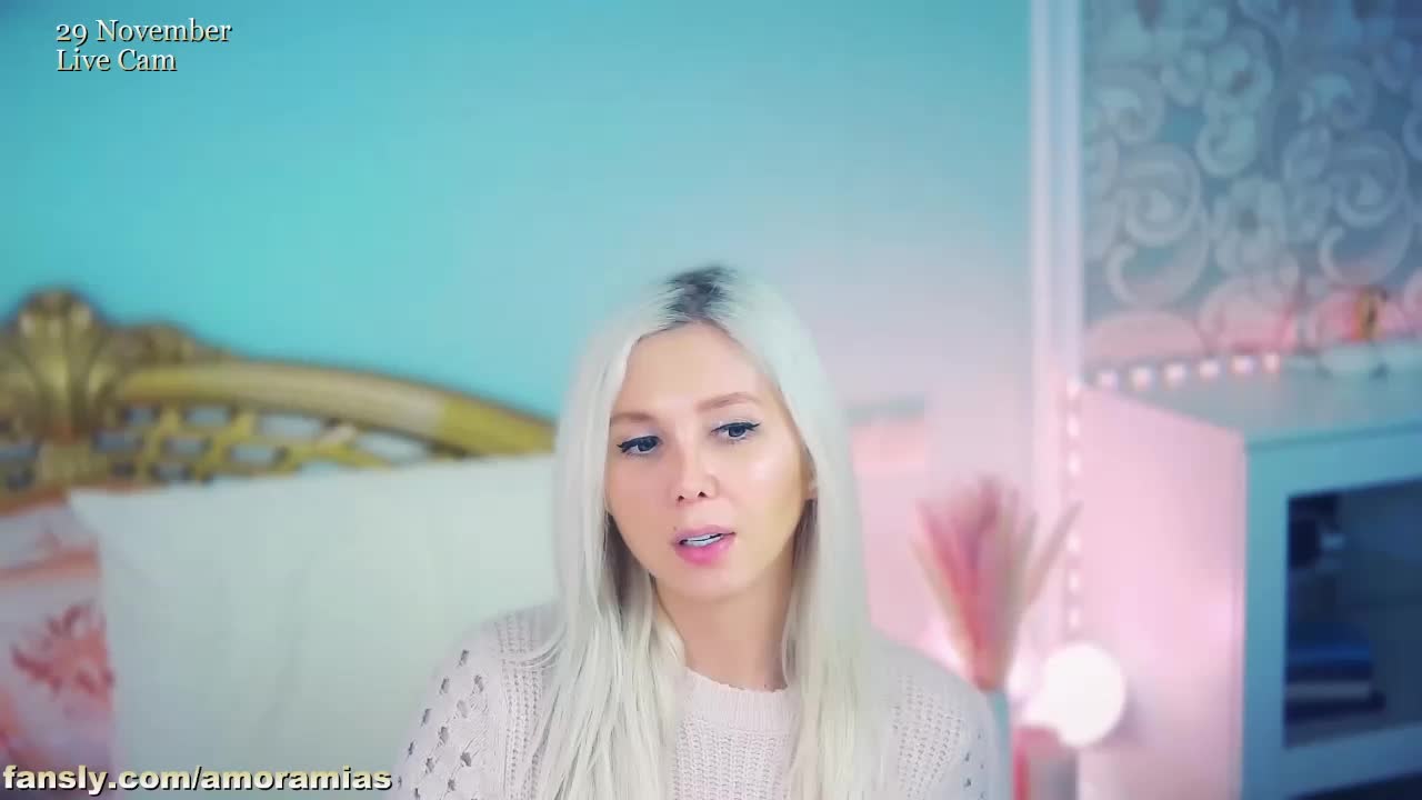 Amoramias Live Sex November 30, 2025