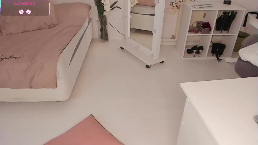 lili_and_niki Live Sex December 1, 2025