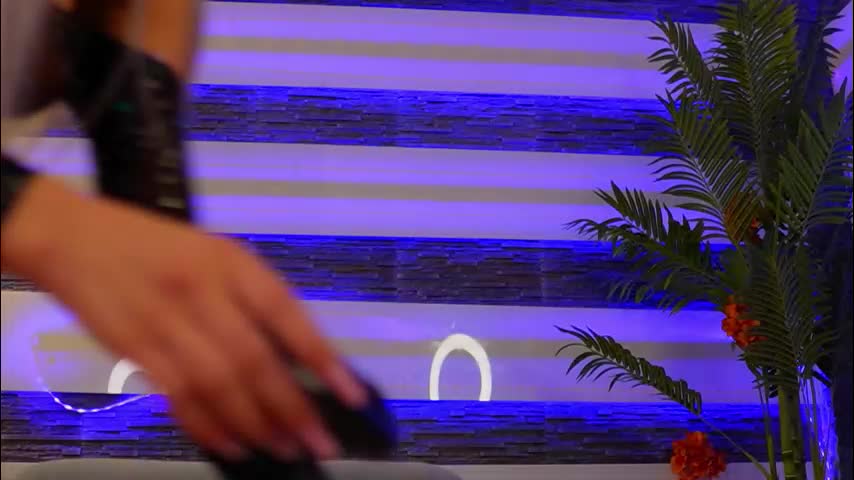 blondie_muller Live Sex December 1, 2025